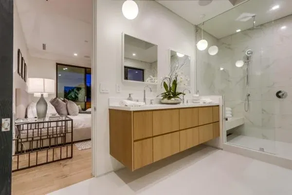 Bathroom remodeling, photograph 12
