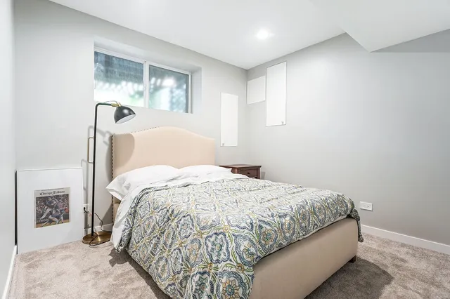 Residential interiors, photograph 6