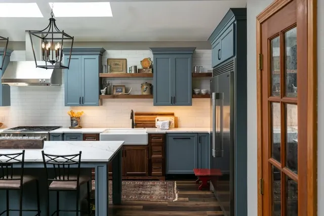 Kitchen remodeling, photograph 27