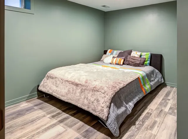 Residential interiors, photograph 8